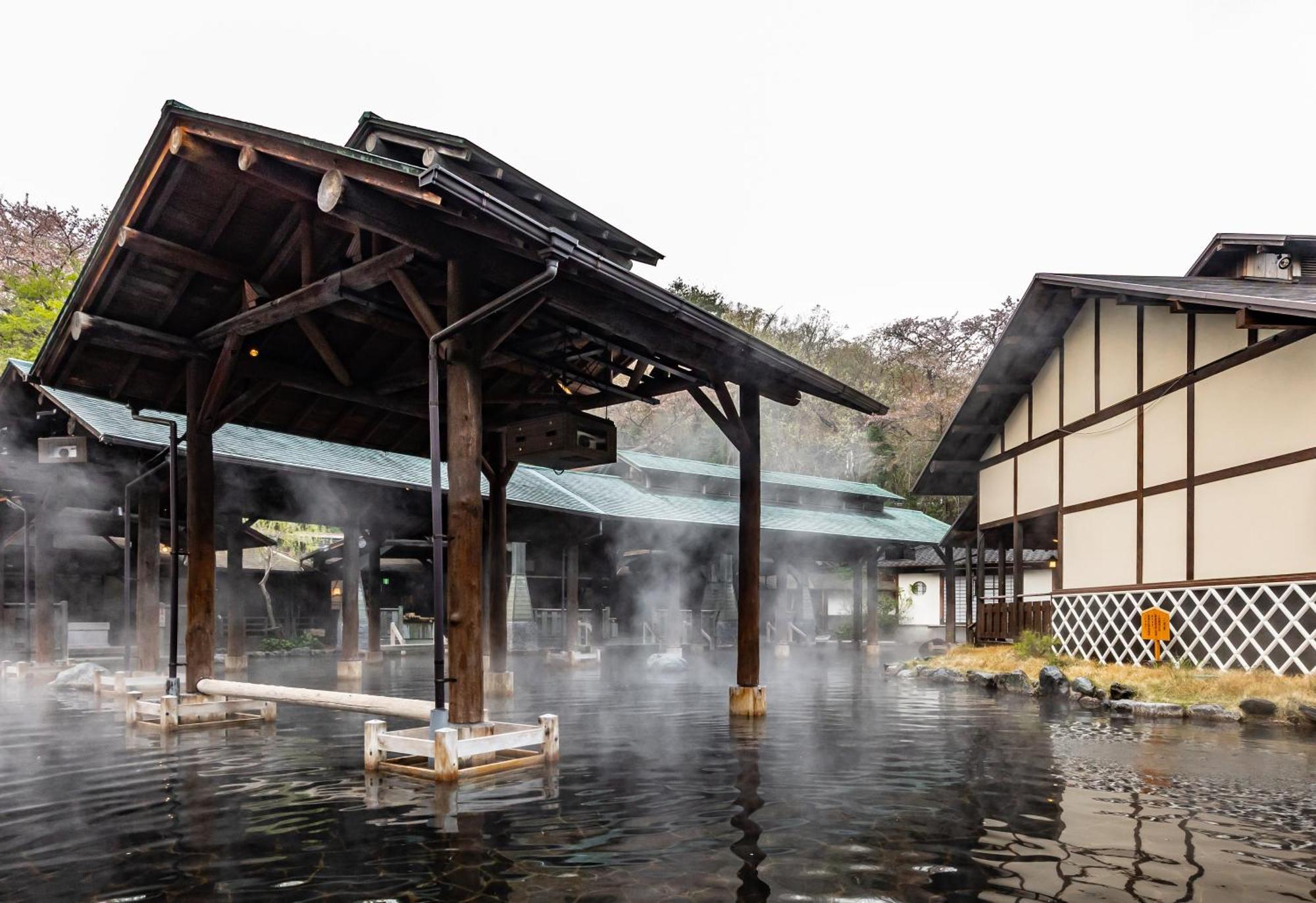 Spa Resort Hawaiians Vir Port Iwaki  Exterior photo